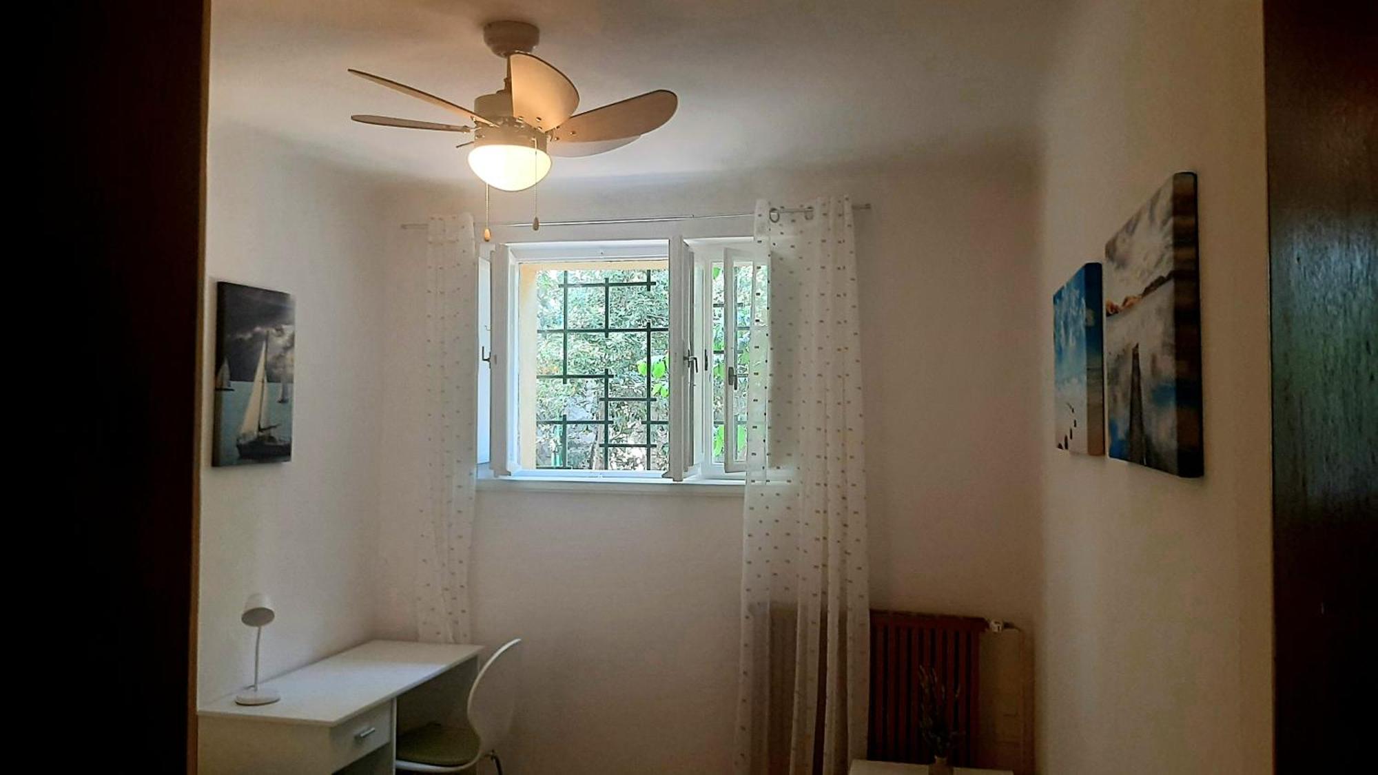 Old Captain'S Apartments - In A Pine Wood By The Sea And Tennis Courts Split Room photo